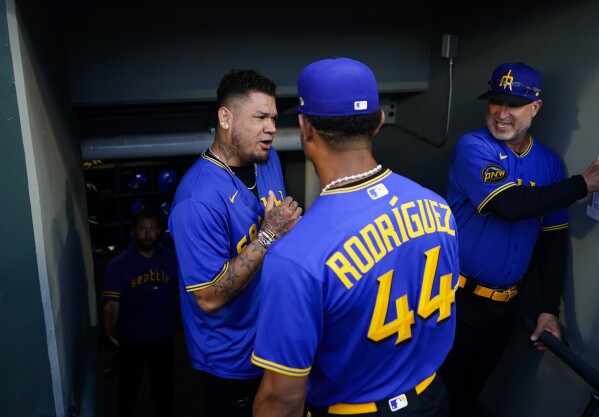 Seattle mariners hernandez jersey outlet